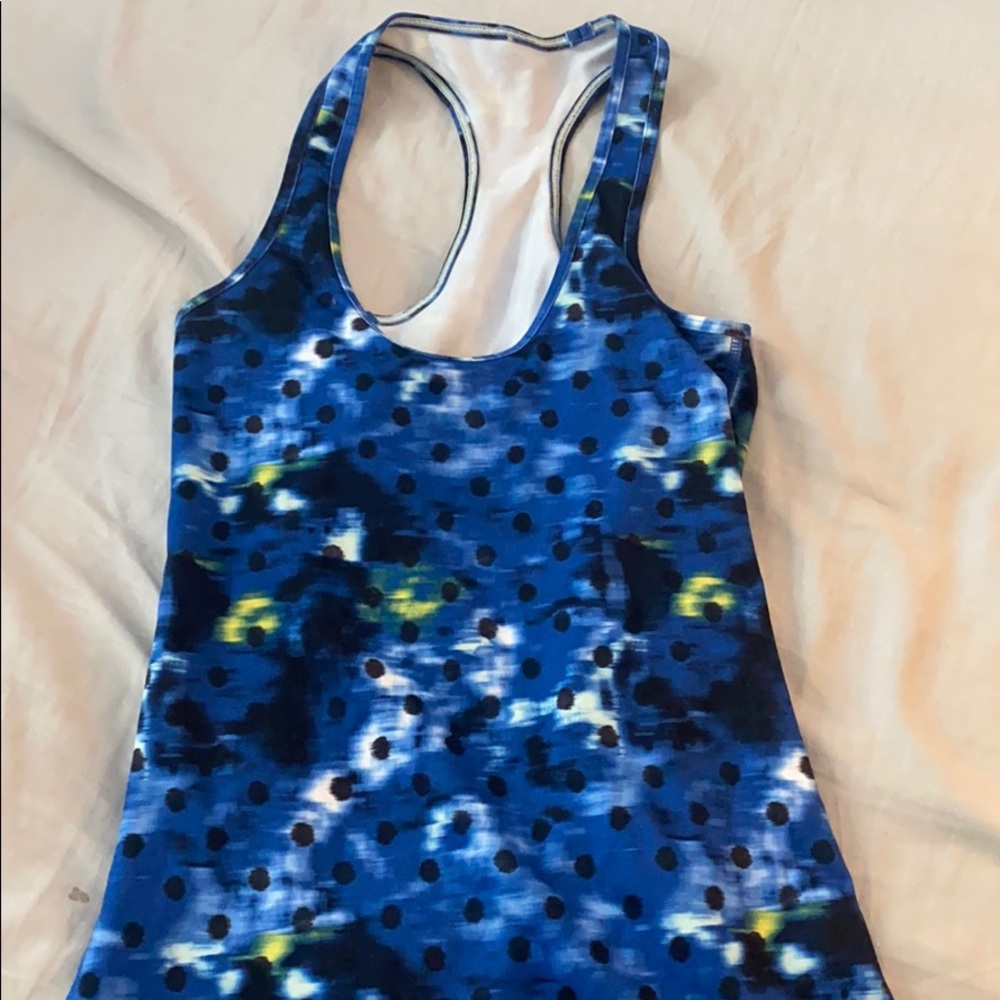 Lululemon tank